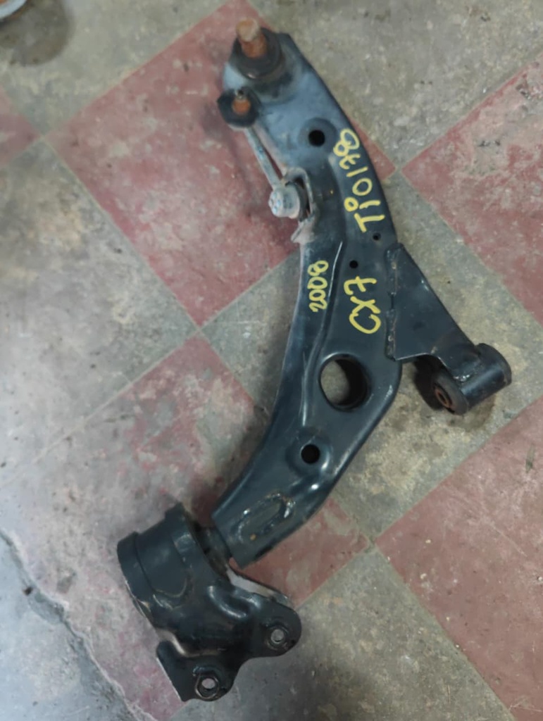 TIJERA LH MAZDA CX7 2008