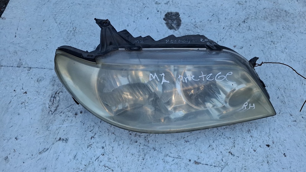 FARO RH  MAZDA PROTEGE 2003