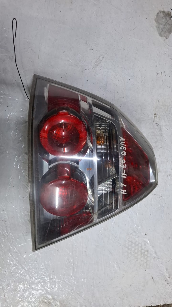 STOP LH DE FALDON CHEVROLET AVEO 2007/2011