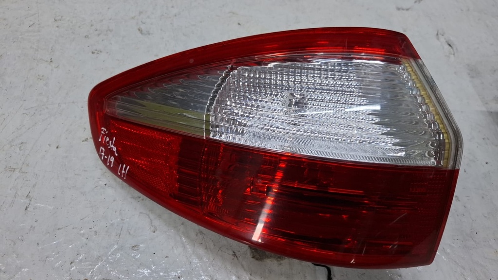 STOP LH FORD FIESTA 2018