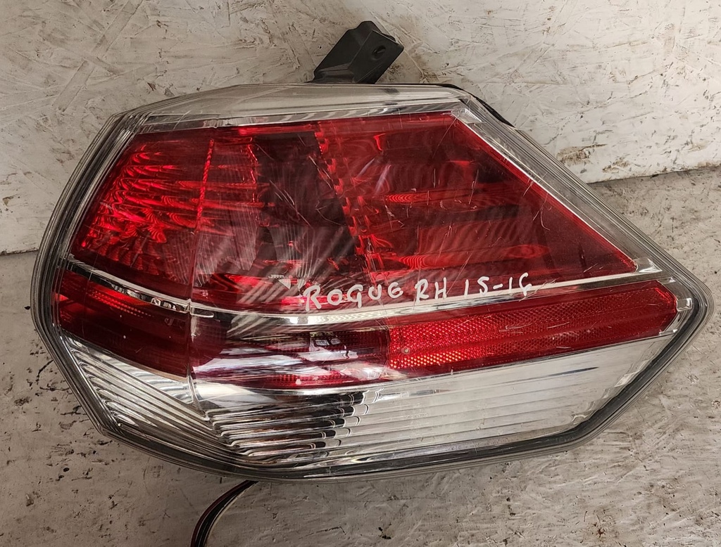 STOP NISSAN ROGUE 2014/2016 RH 