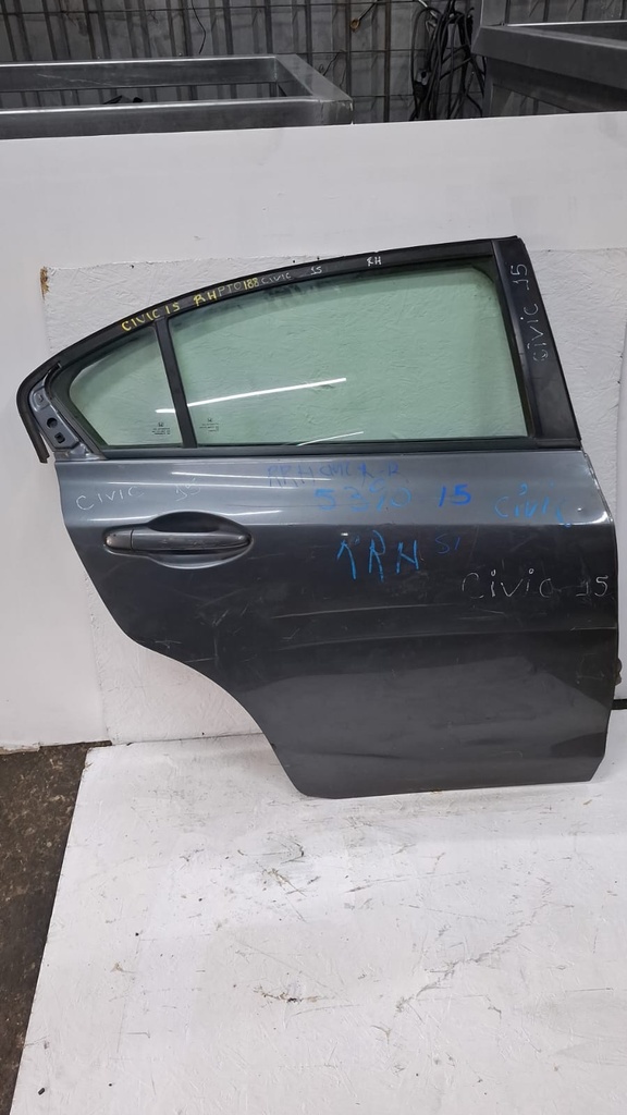 PUERTA TRASERA CIVIC 2015 TR 