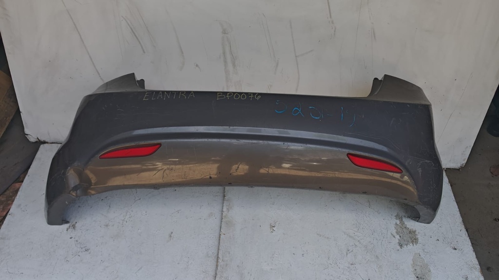 BUMPER TRASERO ELANTRA 12-13 