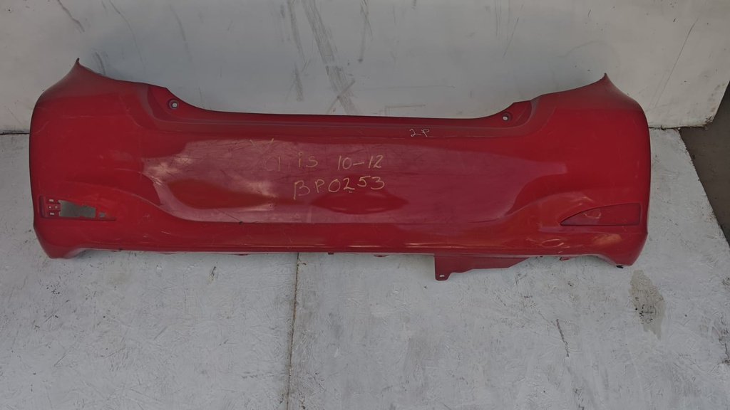BUMPER TRASERO YARIS 10-12 2 PUERTAS 