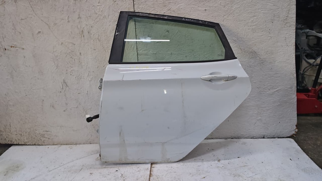 PUERTA TRASERA LT HYUNDAI ACCENT 2012-16 HB