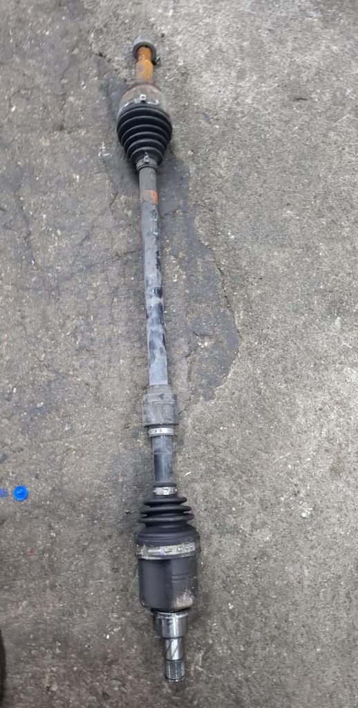 FLECHA RH NISSAN SENTRA 2020