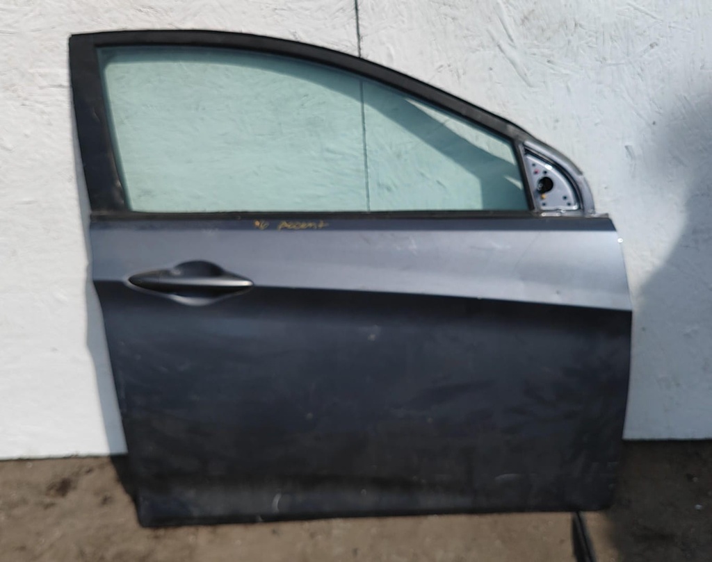 PUERTA DELANTERA DERECHA RH ACCENT 16 