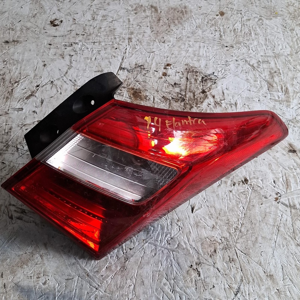 STOP RH  HYUNDAI ELANTRA GT 2014