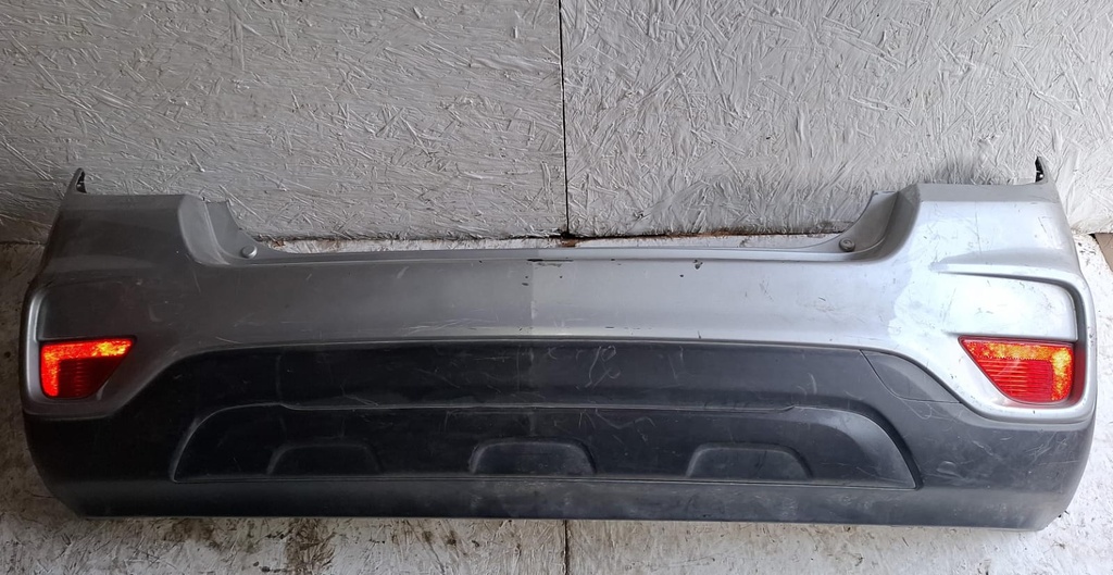 BUMPER TRASERO CHEVROLET TRAX 2021
