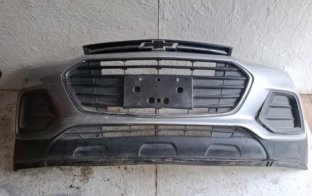 BUMPER DELANTERO CHEVROLET TRAX 2021