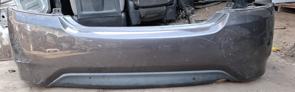 BUMPER TRASERO NISSAN VERSA 2015