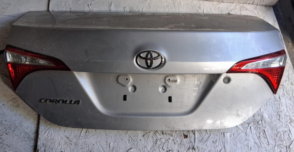 BAUL TOYOTA COROLLA 2015 