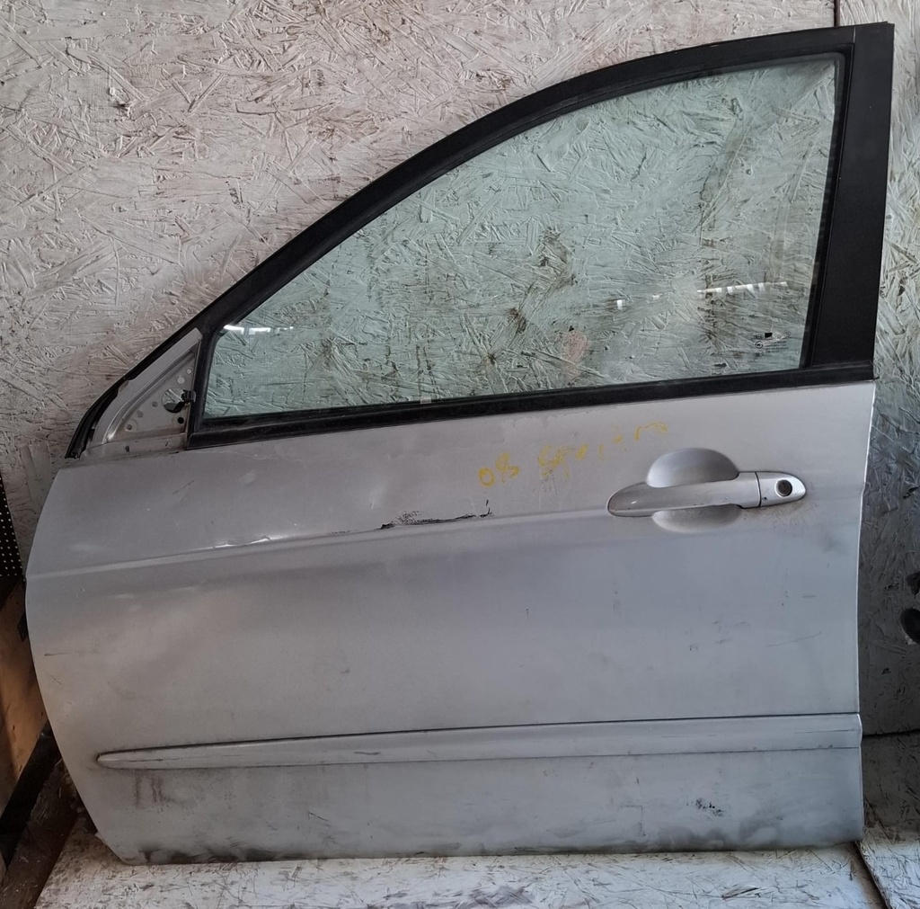 PUERTA LH DELANTERA KIA SPECTRA 2008