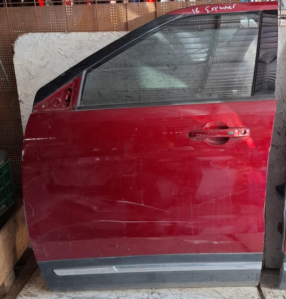 PUERTA LH FORD EXPLORER 2018