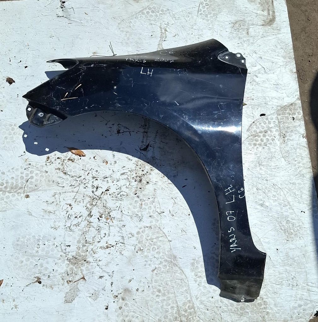 GUARDAFANGO LH TOYOTA YARIS 2007 