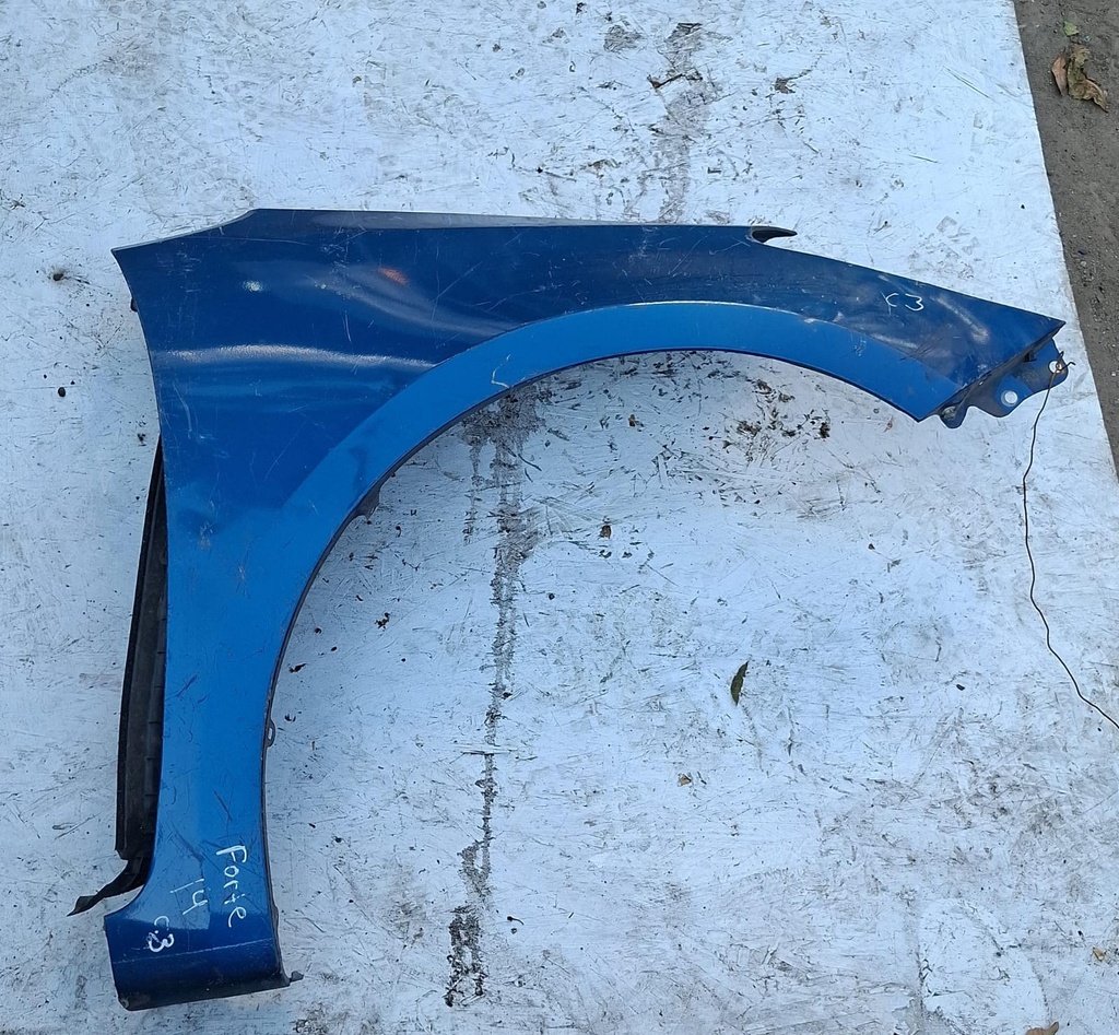 GUARDAFANGO RH KIA FORTE 2014