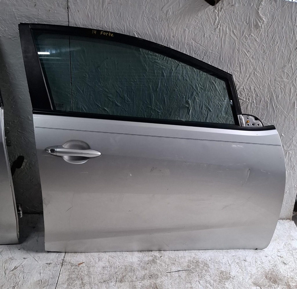 PUERTA RH KIA FORTE 2014 C7 