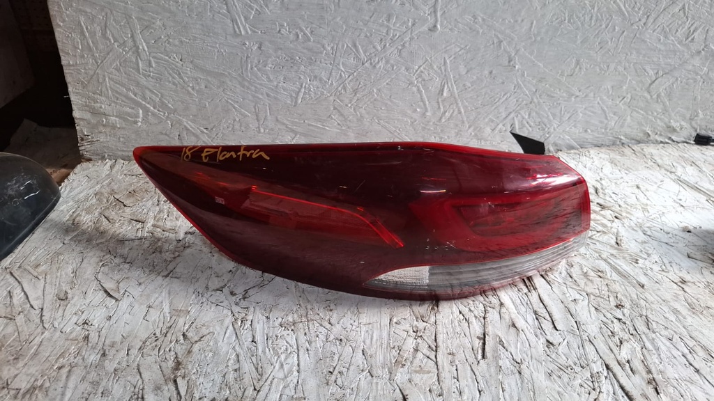 STOP LH ELANTRA 2018 AZUL C7