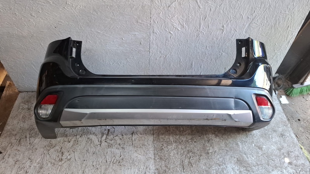 BUMPER TRASERO OUTLANDER 2017 GRANDE C7
