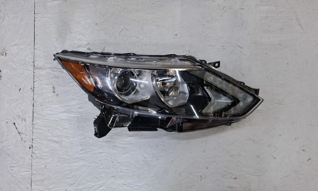 FARO RH NISSAN ROGUE SPORT 2017 2019 NUEVO 