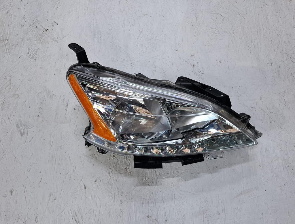 FARO RH NISSAN SENTRA 2013 2015 NUEVO