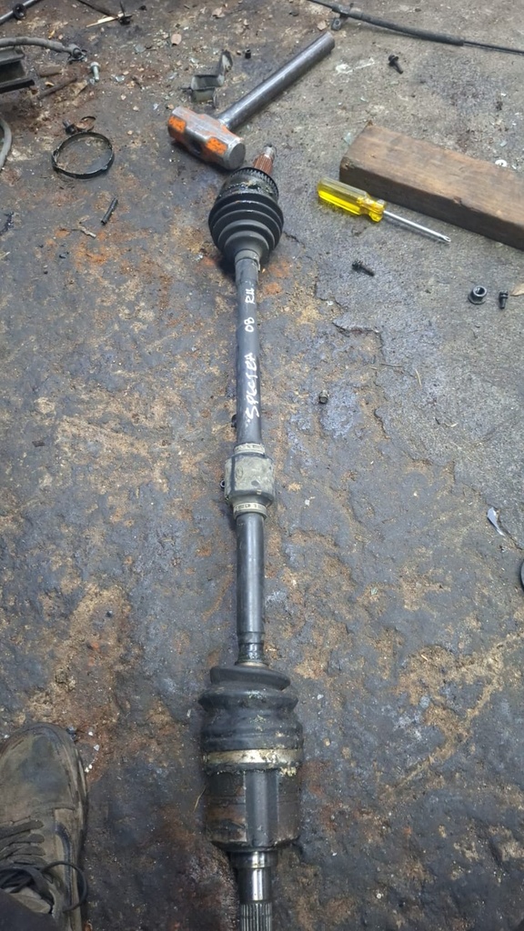FLECHA RH KIA SPECTRA 2008 