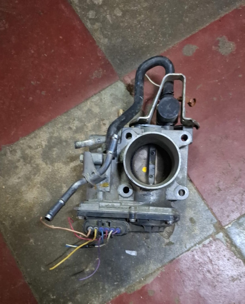 GARGANTA DE ACELERACION HONDA FIT 2013