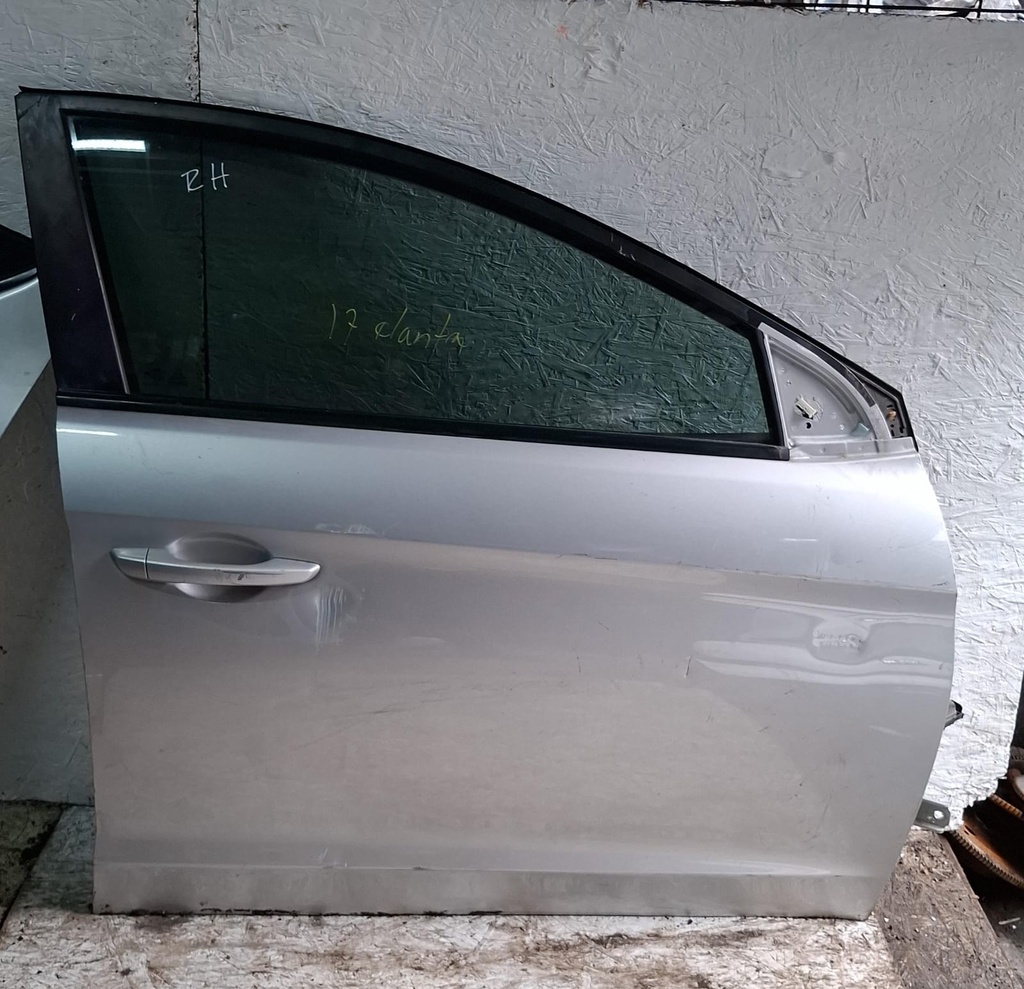 PUERTA RH HYUNDAI ELANTRA 2017