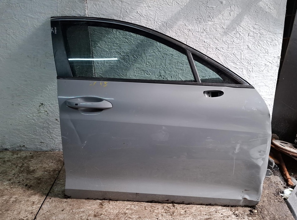 PUERTA RH KIA K5 2023