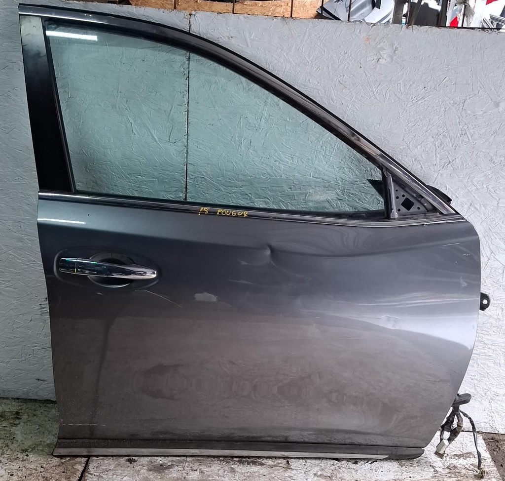 PUERTA RH NISSAN ROGUE 2018