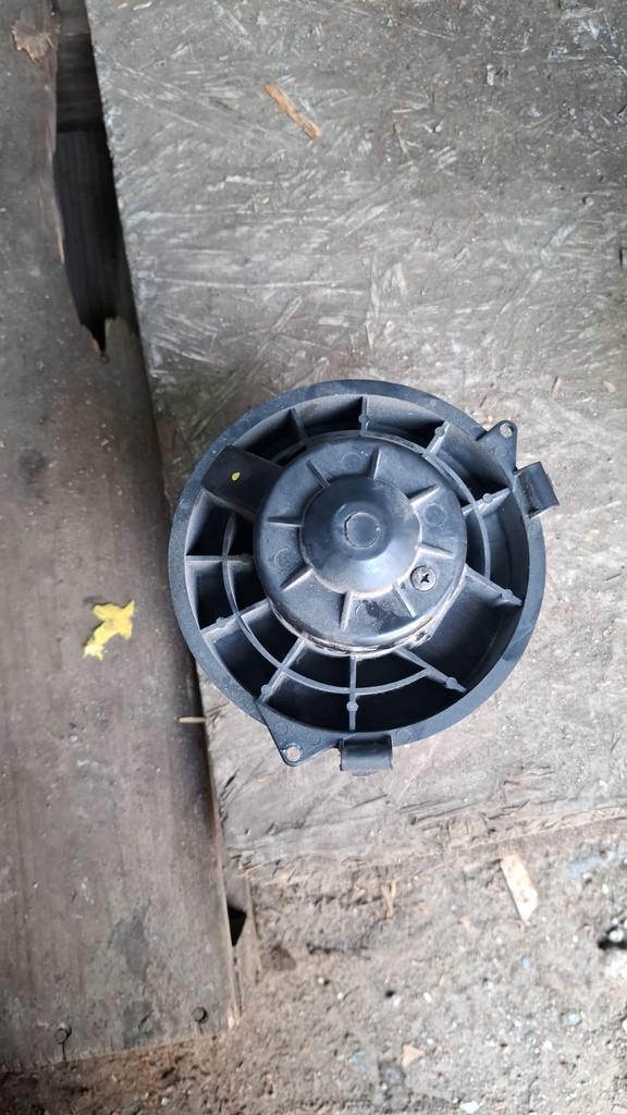 BLOWER NISSAN NV200