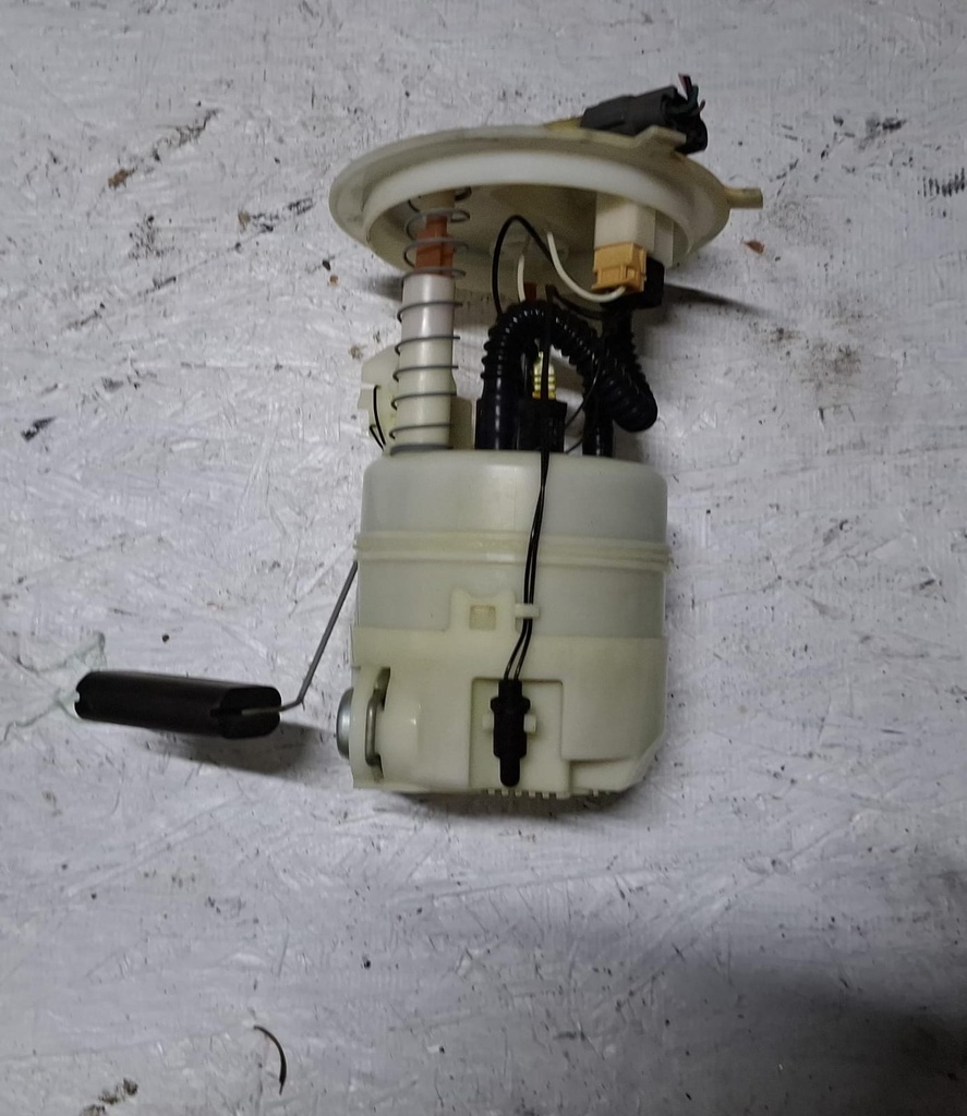 BOMBA DE GASOLINA SENTRA 2015