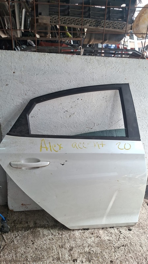 PUERTA TR ACCENT 2020 C9