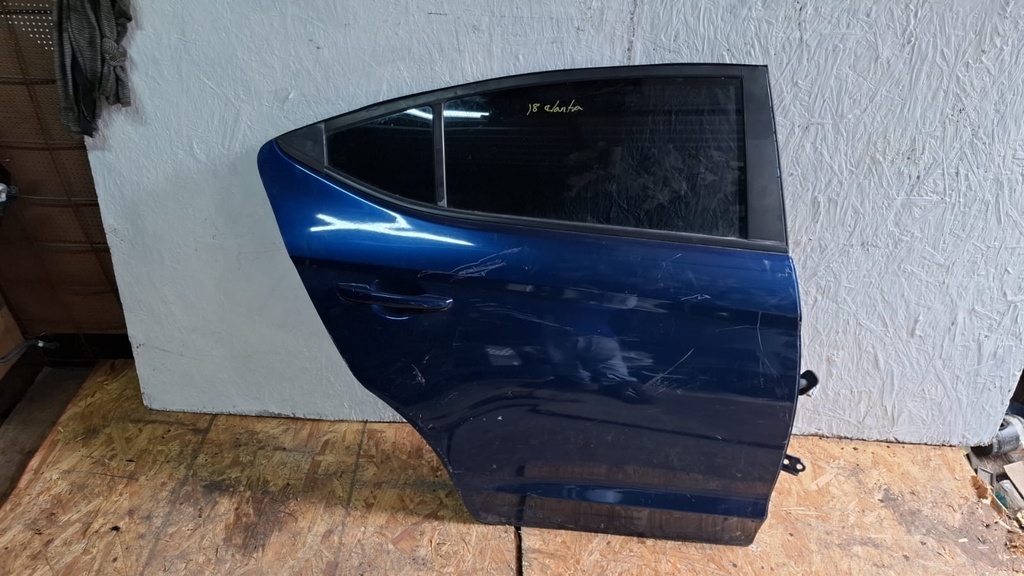 PUERTA RT ELANTRA 2018