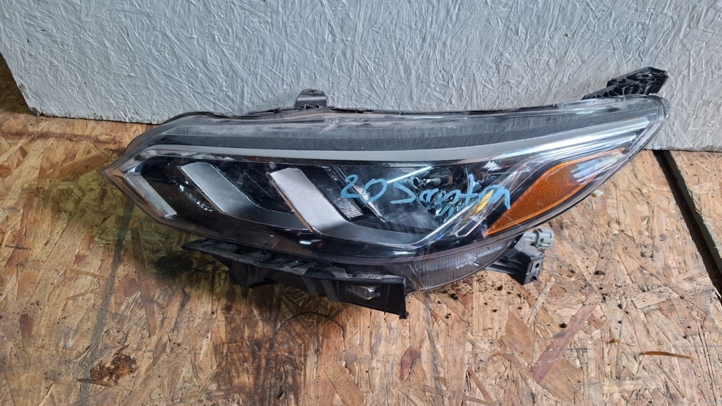 FARO LH SENTRA 2020