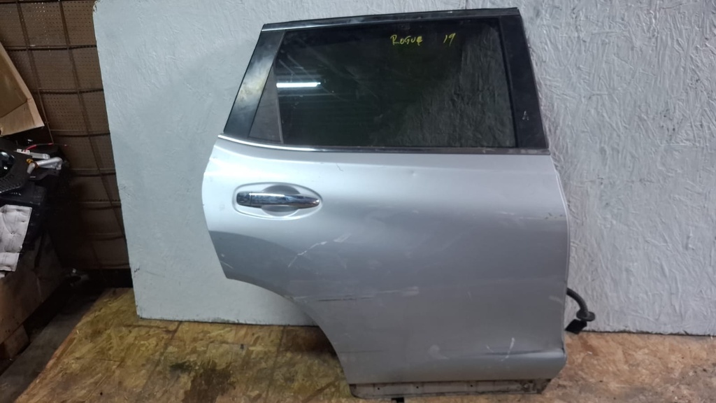 PUERTA TR ROGUE 2019