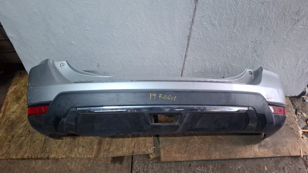 BUMPER TRASERO ROGUE 2019