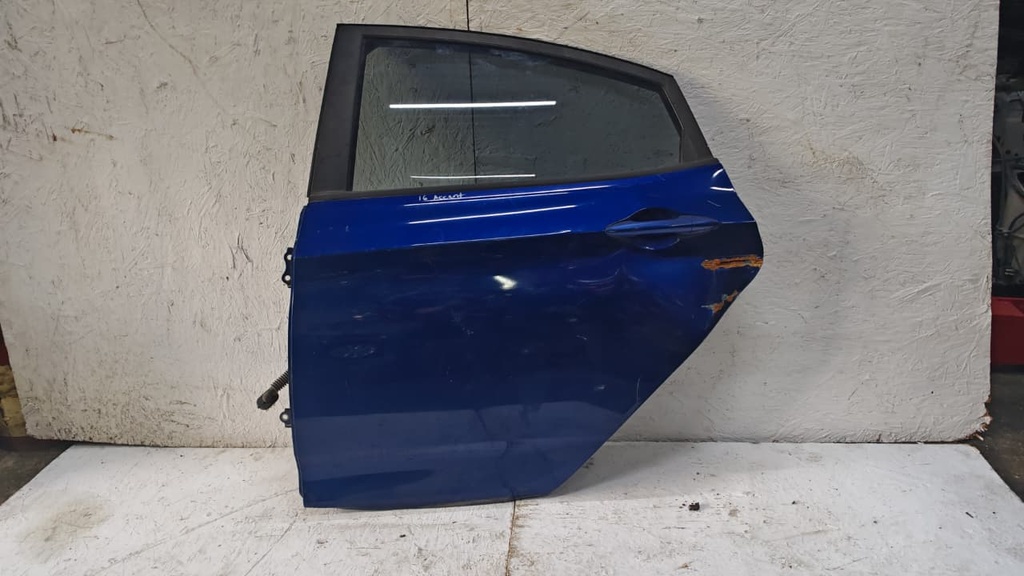 PUERTA TRASERA LT HYUNDAI ACCENT 2012-2016